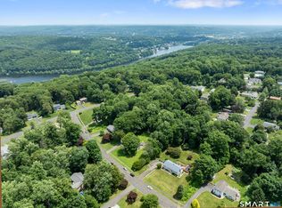 19 Driftwood Lane, Shelton, CT 06484