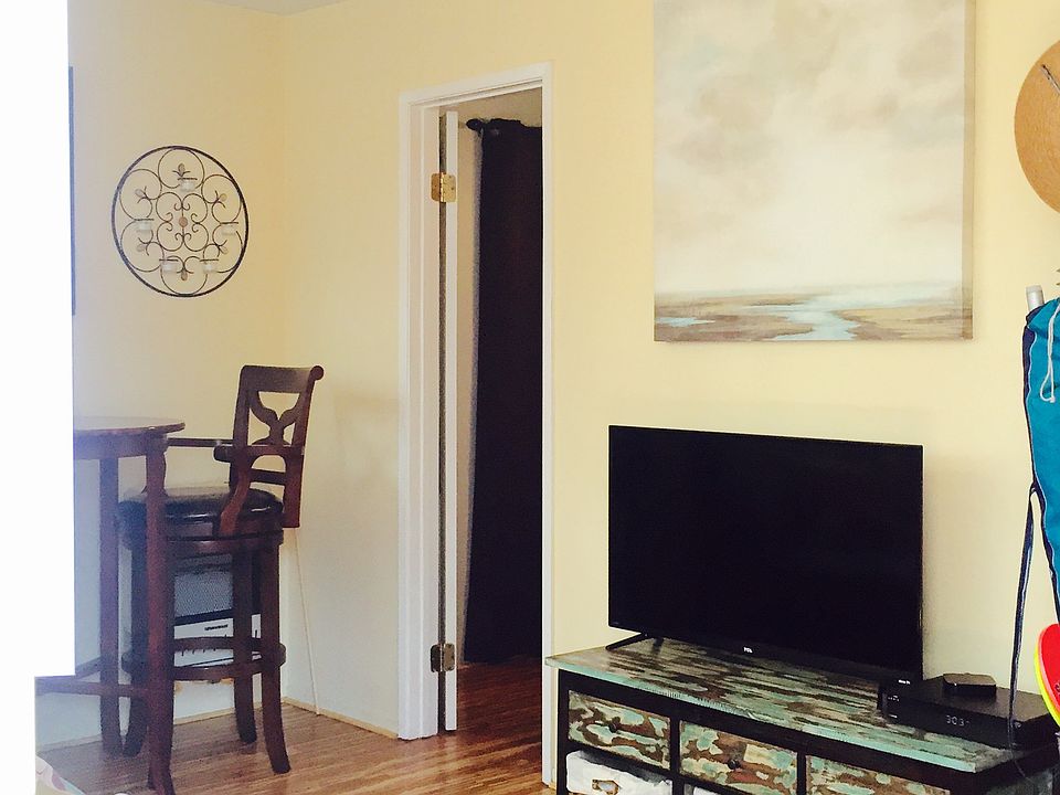 Guest unit living room