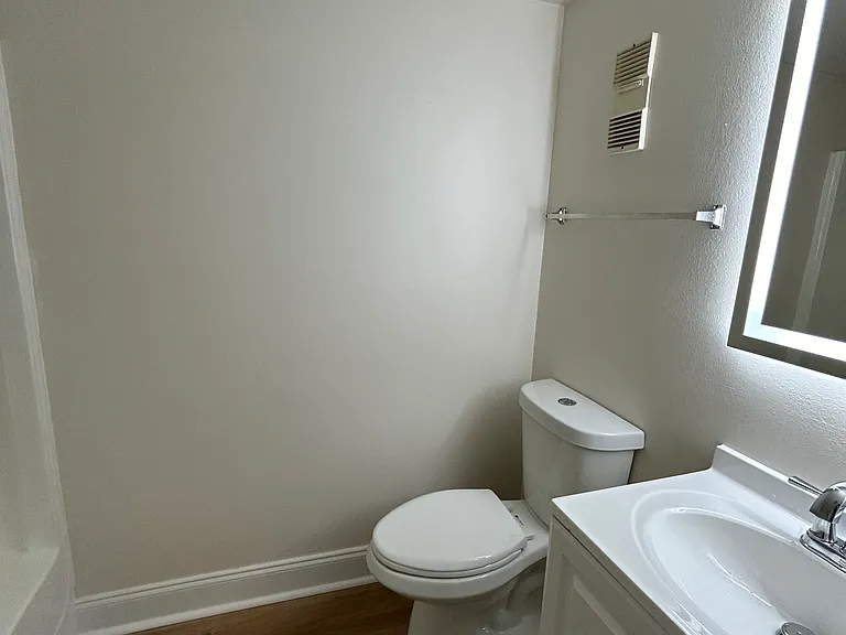 5541 Bay Blvd #550 — Photo 7