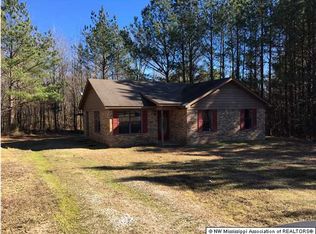 202 Young Rd, Byhalia, MS 38611