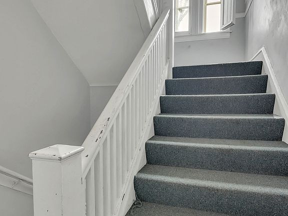 3rd image of 8039 S Marquette Ave