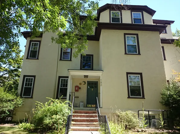 183 Fuller St #3, Brookline, MA 02446