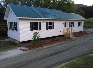 142 Slayton Ln, Barnet, VT 05821