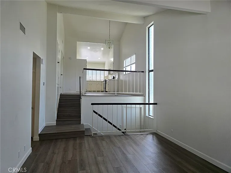 2288 Loma Alta Dr #6 — Photo 3