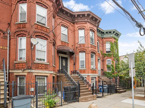 364 Communipaw Ave, Jersey City, NJ 07304
