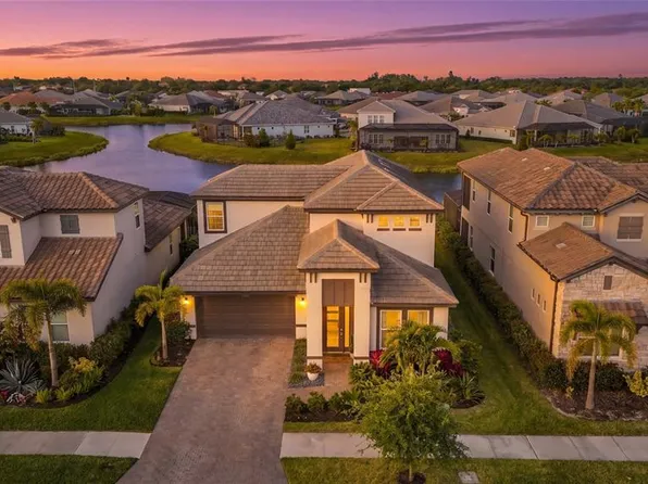 4762 Antrim Dr, Sarasota, FL 34240