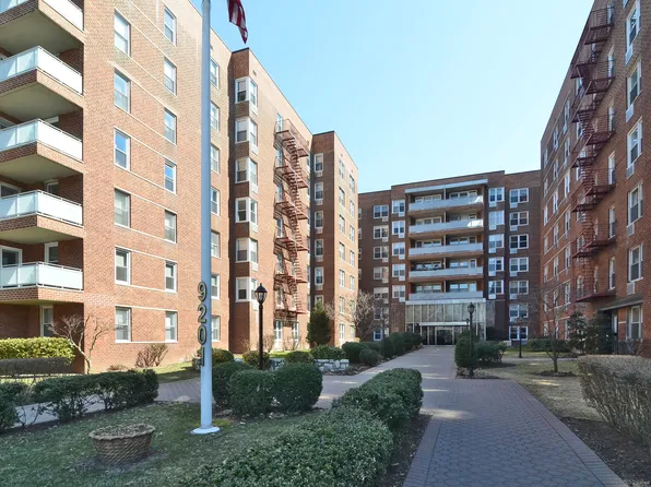 9201 Shore Rd APT A410, Brooklyn, NY 11209