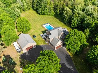 7048 Ontario Center Rd, Ontario, NY 14519