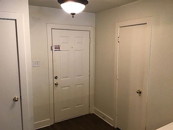 2nd image of 26892 Wellington Ct