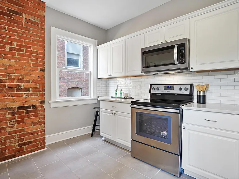 417 Morrison Ave — Photo 15