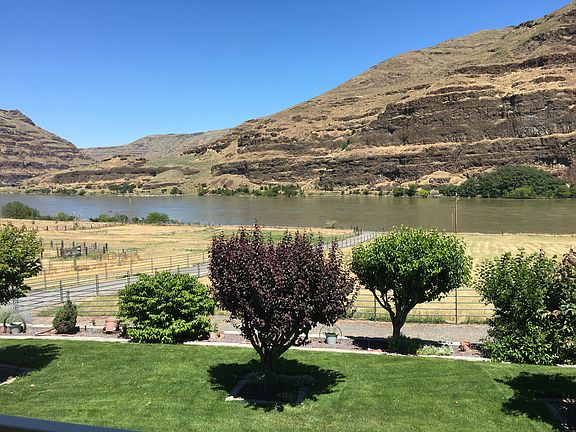 Scenic Snake River view