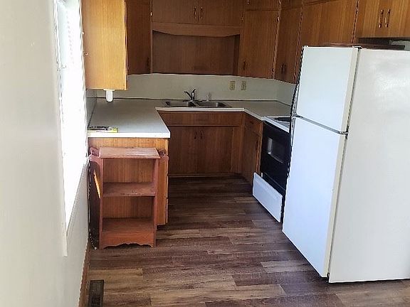 3rd image of 1401 G Ave