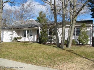 577 Rhode Island Ave, Brick, NJ 08724
