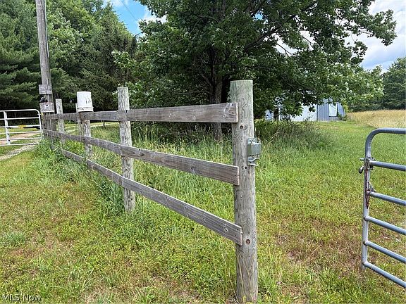 4th image of 15441 Johnson Rd