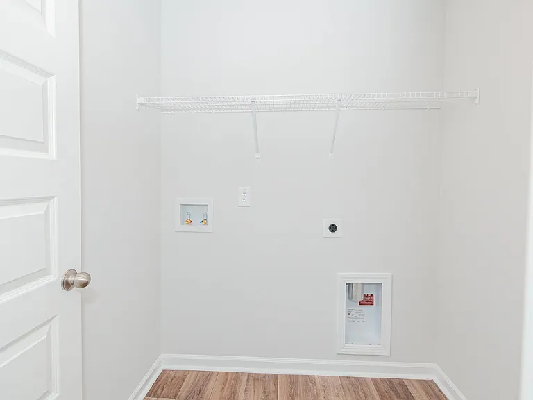 402 Tiliwa St — Photo 31