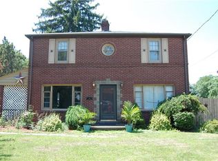 113 Lovers Ln, Steubenville, OH 43953
