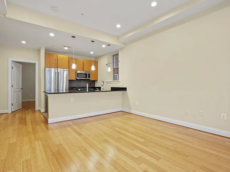 1333 Euclid St NW #201 — Photo 7