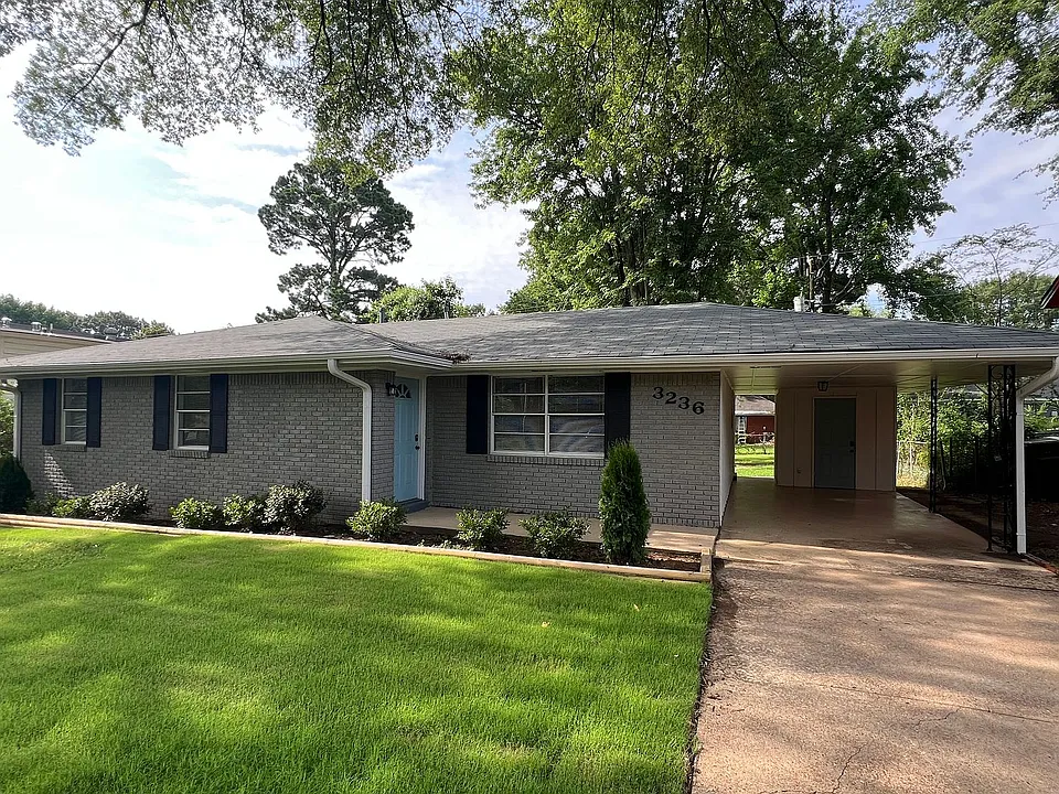 3236 Gaylord Ln