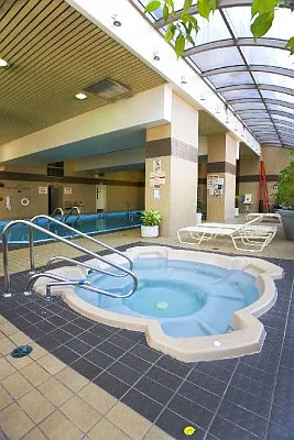 Rented by Classic Marketing- 530 Park1 | media 20