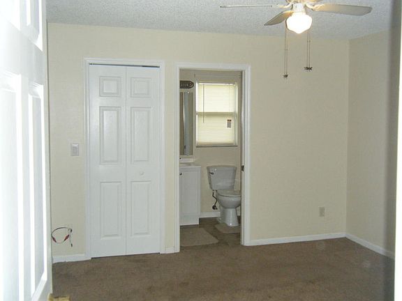 4th image of 1767 Windsor Ave SE