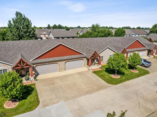 520 19th Ave W Unit E, West Fargo, ND 58078