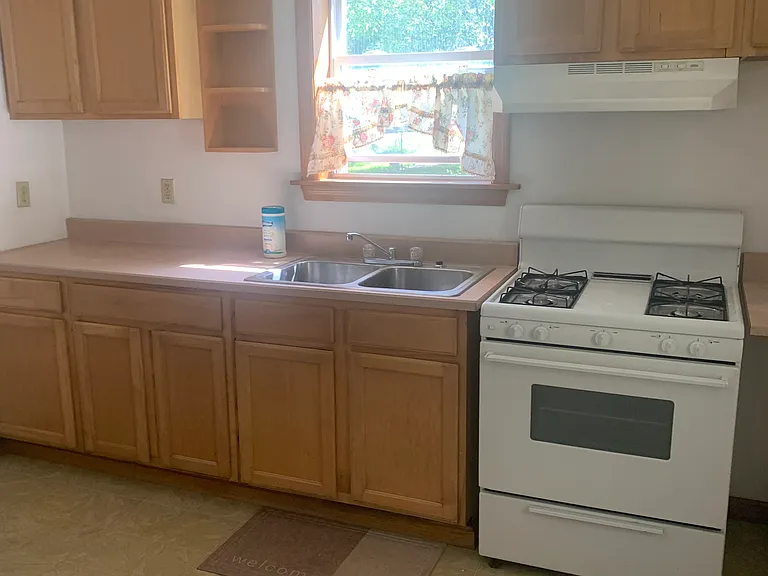 804 N Juniata St — Photo 12