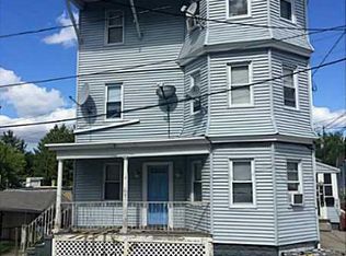 8 Hauxhurst St, Providence, RI 02909