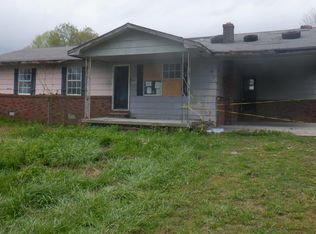 311 Daisy Ln, Jamestown, TN 38556