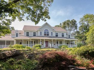 11 Overlook Rd, Newton, NJ 07860