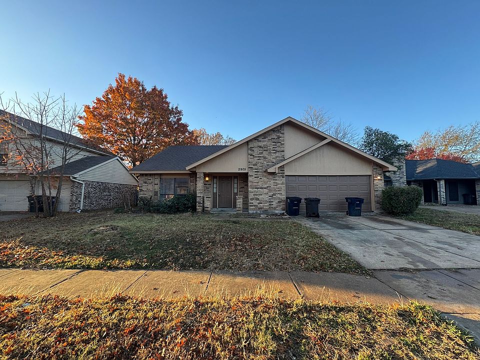 1st image of 2905 Woodlark Dr