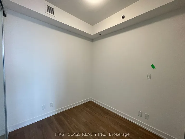 203 College St #2805 — Photo 14