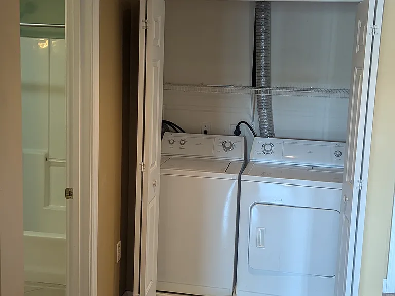 Laundry - Washer and dryer in-unit