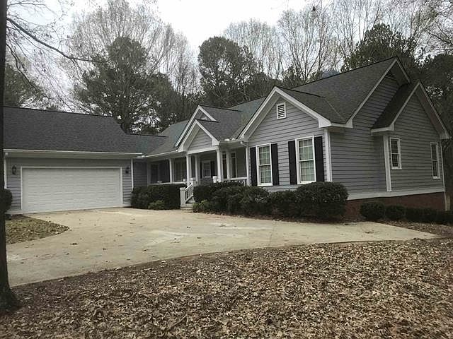 2nd image of 105 Elizafield Ct