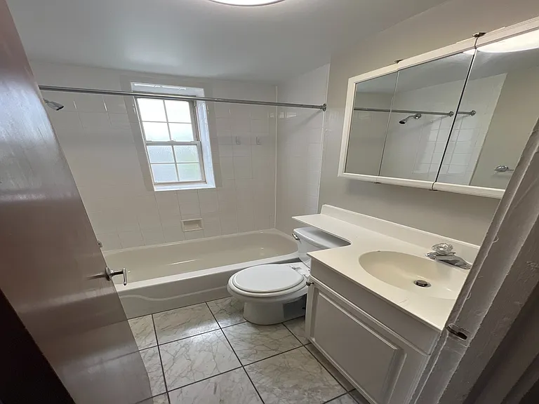 Campus Apartments — Photo 19