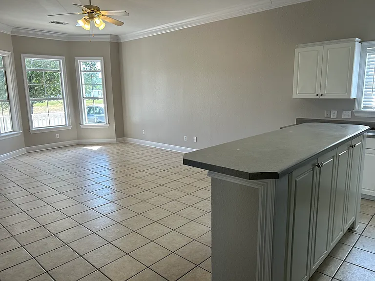 957 Saint Andrews Ln — Photo 7