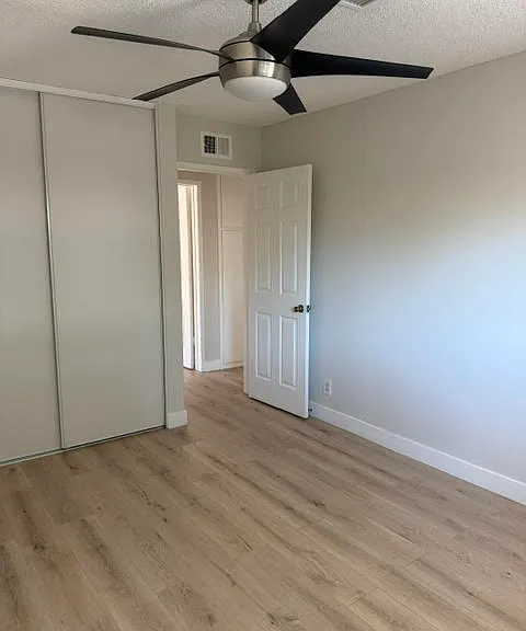 24036 Kittridge St — Photo 16