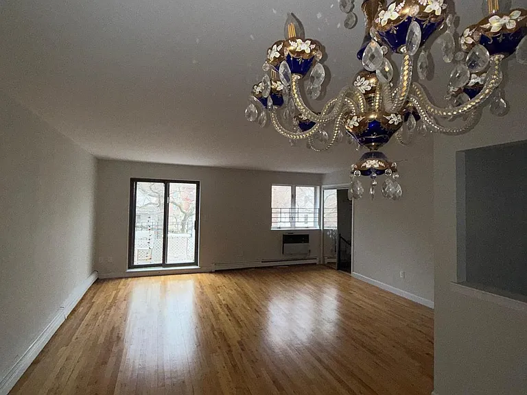 2655 E 21st St #3 — Photo 6