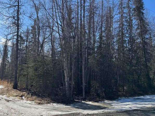 47659 Miller Loop Rd, Kenai, AK 99611