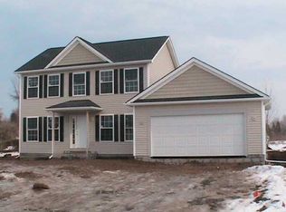 519 N Creek Xing, Rochester, NY 14612