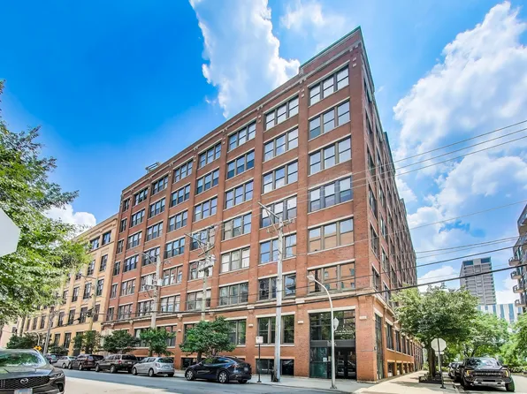 913 W Van Buren St APT 6E, Chicago, IL 60607