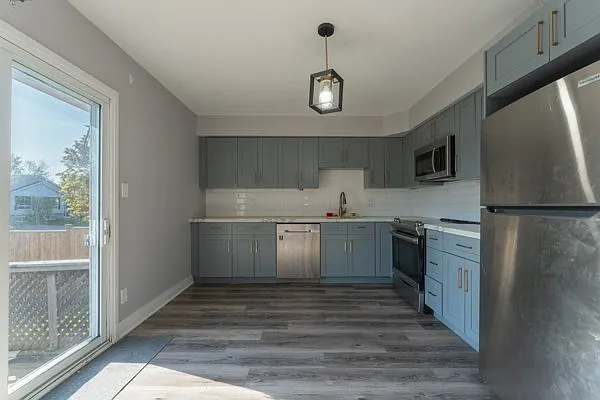 2607 Foxmeadow Rd #MAIN FLOOR — Photo 8