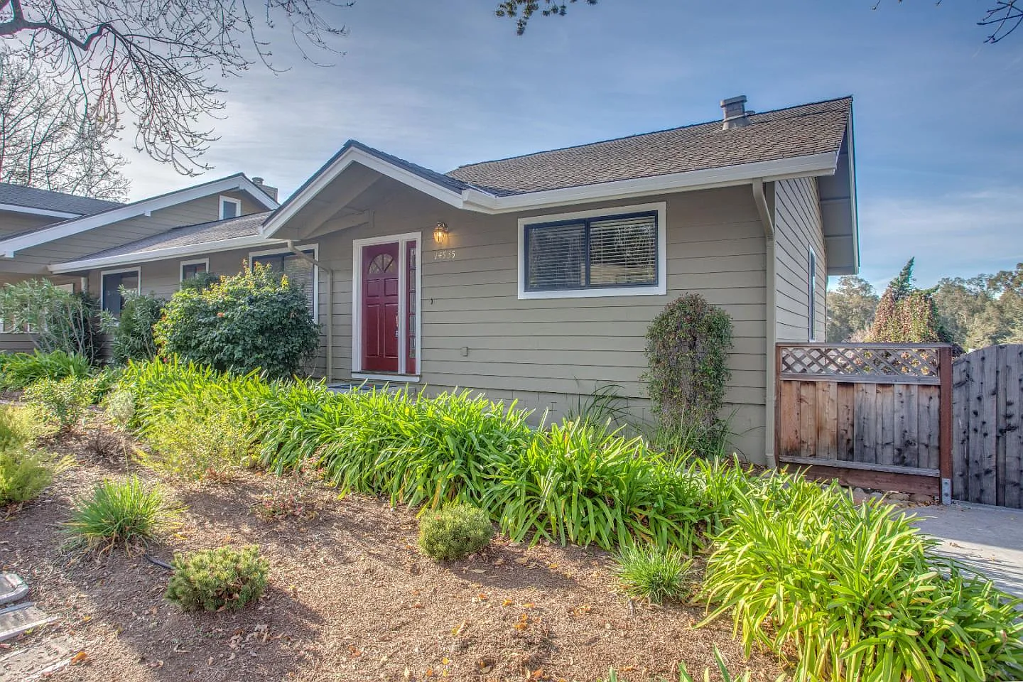 14535 Oak St photo 1