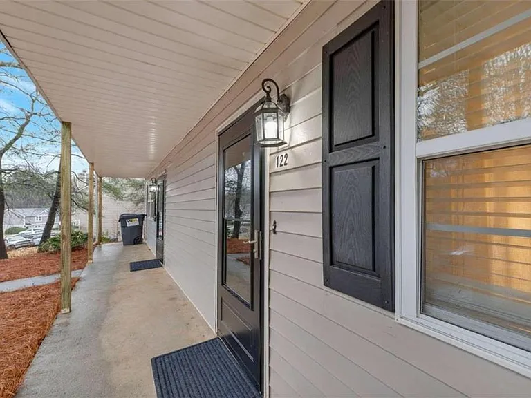 122 Bentley Pkwy — Photo 20