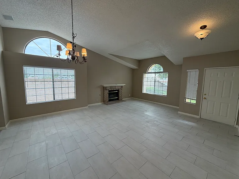 40517 Palmas Ct — Photo 2
