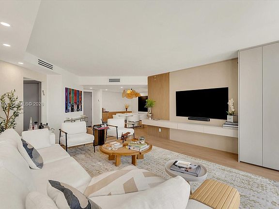 2nd image of 3640 Yacht Club Dr APT 310