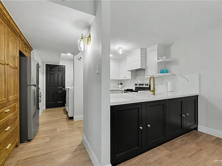 1313 Z Ave #Y — Photo 3