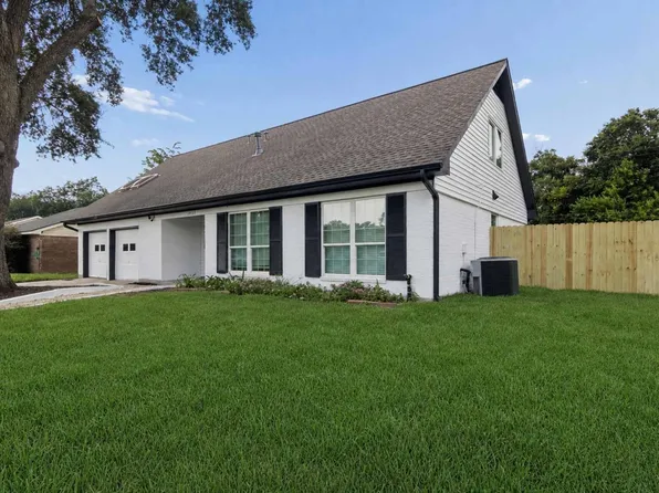 10423 Quiet Hill Rd, La Porte, TX 77571