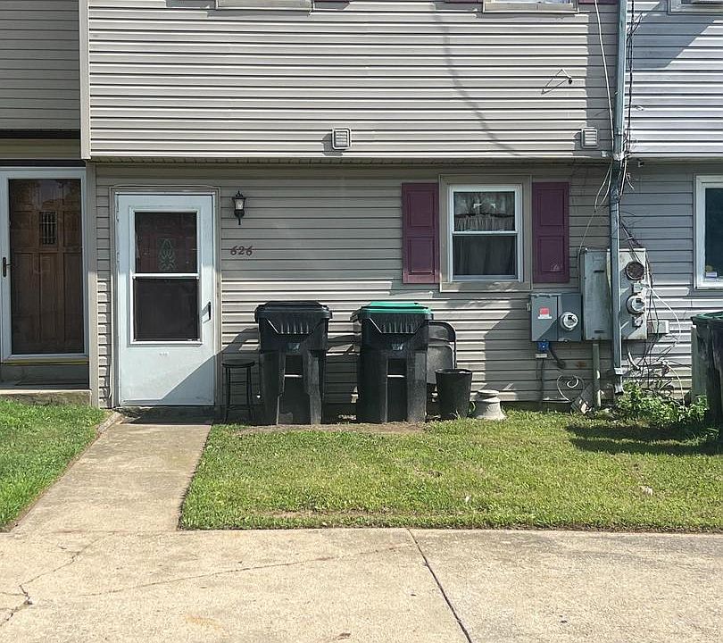 1st image of 626 Tara Dr