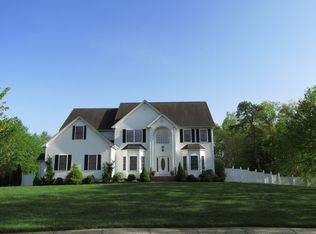 8 Ruby Ct, Jackson, NJ 08527