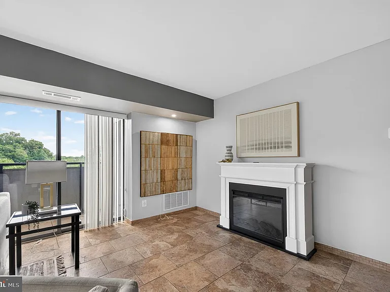 5300 Columbia Pike #701 — Photo 17